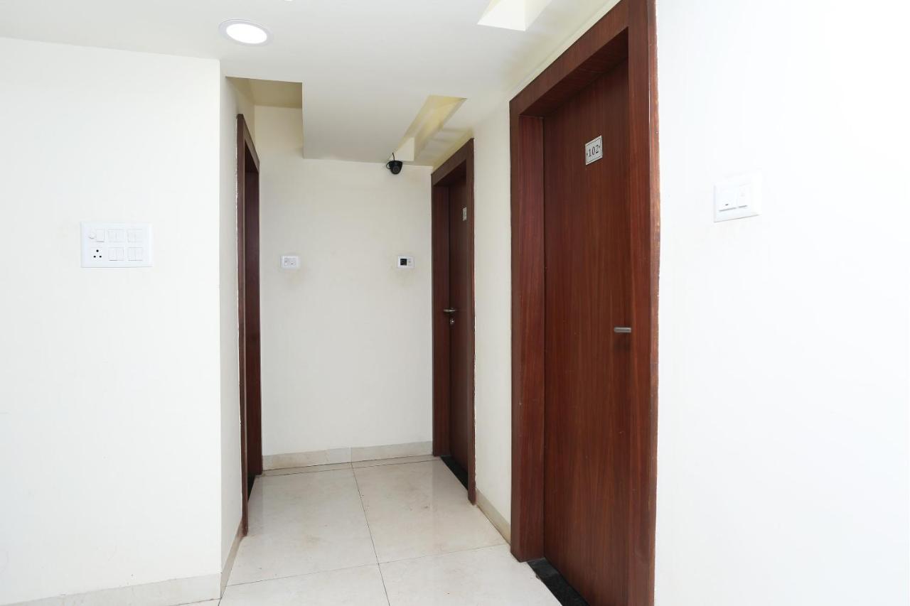 Oyo 4406 Hotel Arya Palace Μποπάλ Εξωτερικό φωτογραφία