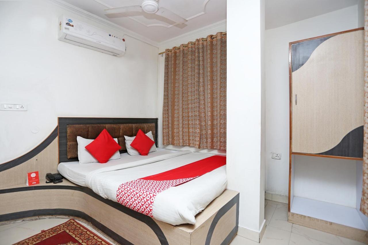 Oyo 4406 Hotel Arya Palace Μποπάλ Εξωτερικό φωτογραφία