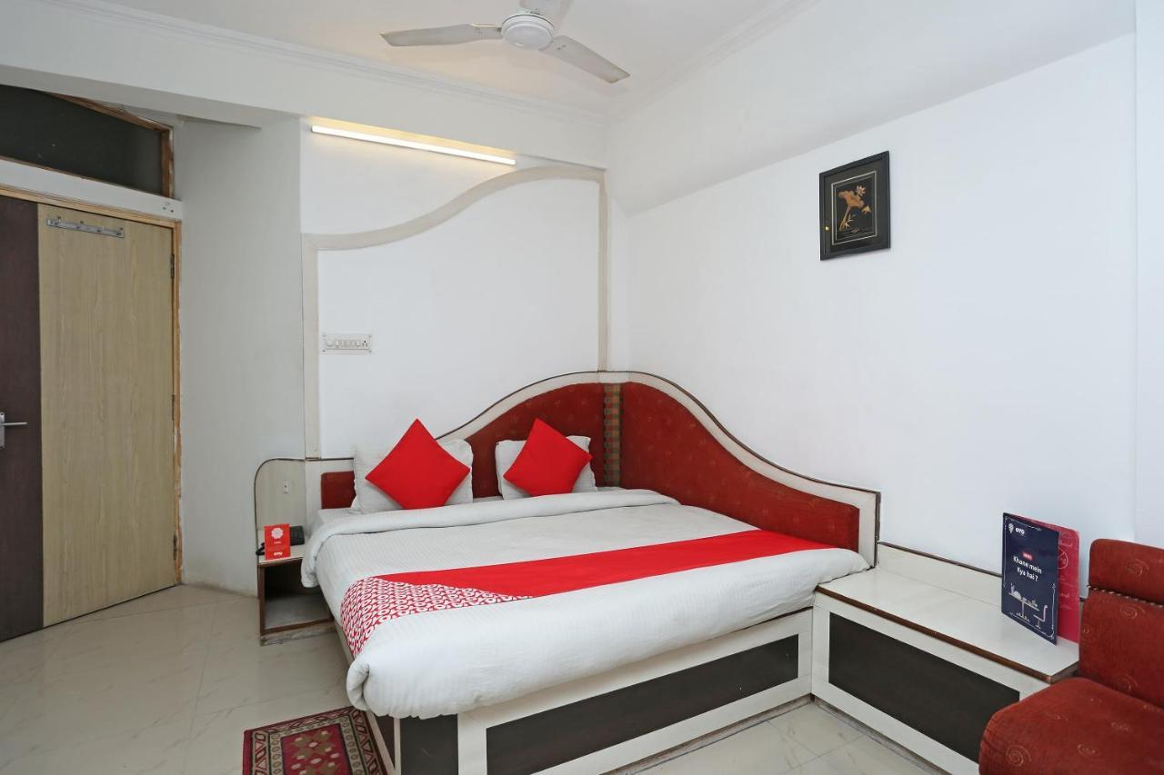 Oyo 4406 Hotel Arya Palace Μποπάλ Εξωτερικό φωτογραφία